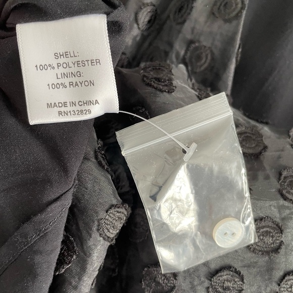 Revolve Majorelle Walsh Puff Sleeve Romper
Size XS Black Deep V-Neck Swiss Dot - Picture 8 of 10